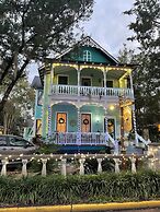 Peace & Plenty Inn Bed & Breakfast