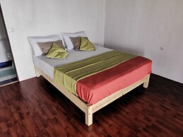 Aotera Guest House