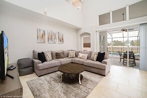 Dreamy Home, Just 3.5 Miles From Disney! CDC Cleaning, Huge Pool Area.