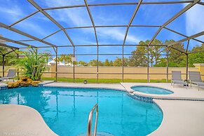 Dreamy Home, Just 3.5 Miles From Disney! CDC Cleaning, Huge Pool Area.