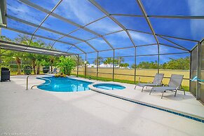 Dreamy Home, Just 3.5 Miles From Disney! CDC Cleaning, Huge Pool Area.