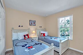 Charming Home With Private Balcony, 4 Miles From Disney! CDC Standards