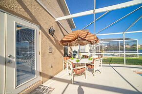 Lovely Lake Front Pool Home With CDC Cleaning Standards, Game Room #5h