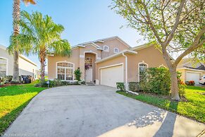 Lovely Lake Front Pool Home With CDC Cleaning Standards, Game Room #5h