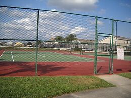 Lovely Lake Front Pool Home With CDC Cleaning Standards, Game Room #5h