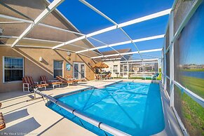 Lovely Lake Front Pool Home With CDC Cleaning Standards, Game Room #5h