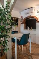 Original Photographers Studio Apartment in Alcântara