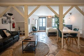 Original Photographers Studio Apartment in Alcântara