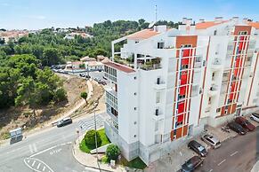 Lovely 2 Bedroom Duplex Apt w Terrace in Cascais