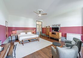 Oporto Collection Rosario- Luxury Suites