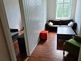 S12 2nd Floor Room in Elegant Apartment