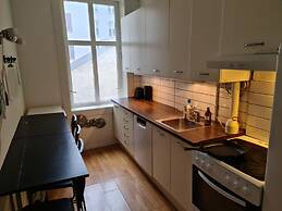 S12 2nd Floor Room in Elegant Apartment