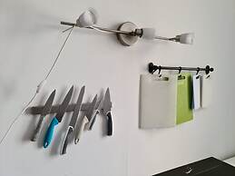 S12 2nd Floor Room in Elegant Apartment