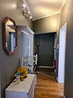 S12 2nd Floor Room in Elegant Apartment