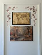 S12 2nd Floor Room in Elegant Apartment