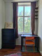 S12 2nd Floor Room in Elegant Apartment