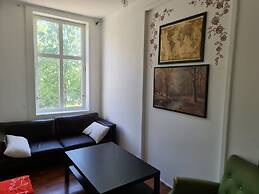 S12 2nd Floor Room in Elegant Apartment