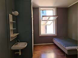 S12 2nd Floor Room in Elegant Apartment