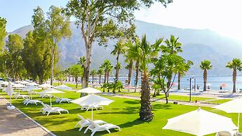 Dolunay Suit & Beach