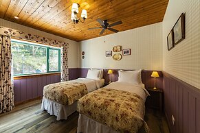 Black Sheep Hotels Cabins