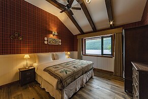 Black Sheep Hotels Cabins