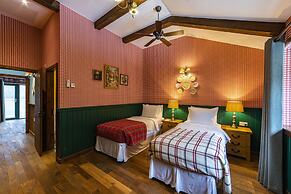 Black Sheep Hotels Cabins