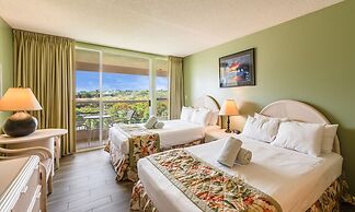 Castle at Maui Banyan