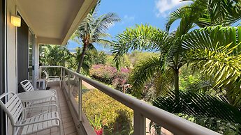 Castle at Maui Banyan