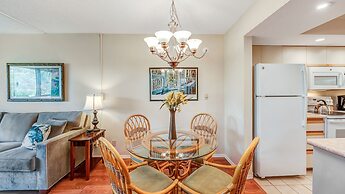 Castle at Maui Banyan