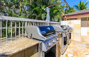 Castle at Maui Banyan