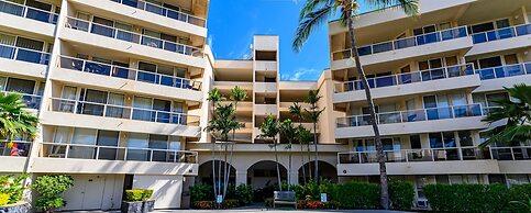 Castle at Maui Banyan
