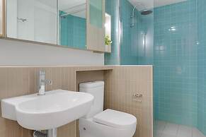 Urban Edge Apartments by Urban Rest