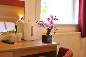 The Piccadilly Hotel