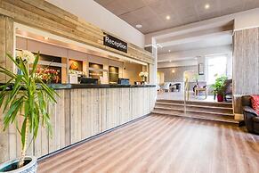 The Piccadilly Hotel