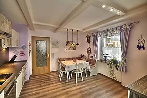 Haus Lila Welle