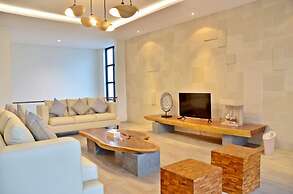 Kamala Villa 10 bedrooms with a private swimming pool