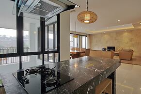 Kamala Villa 10 bedrooms with a private swimming pool