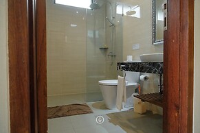 Kamala Villa 10 bedrooms with a private swimming pool