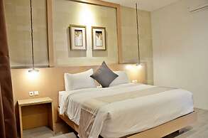 Kamala Villa 10 bedrooms with a private swimming pool