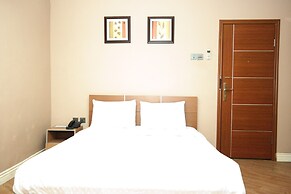 Quiet Pools Inn and Residence