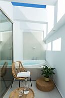 Mirabile Luxury Suites