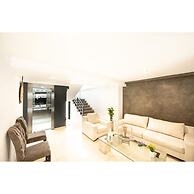 Parkfront PH Private Terrace Near Polanco