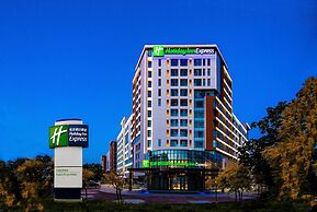 Holiday Inn Express Tianjin Airport East by IHG