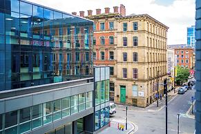 Hilltop Serviced Apartments - Piccadilly