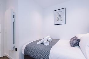 Hilltop Serviced Apartments - Piccadilly