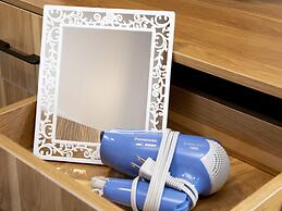 T-PARK Airport Side 1