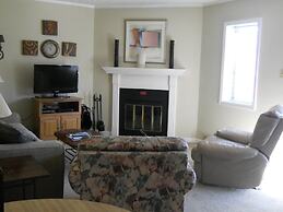 Sugar Ski & Country Club Unit 413 Silver