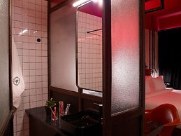 Dave Red Athens, a member of Brown Hotels