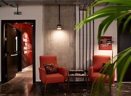 Dave Red Athens, a member of Brown Hotels