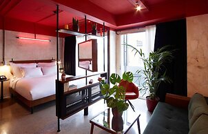 Dave Red Athens, a member of Brown Hotels